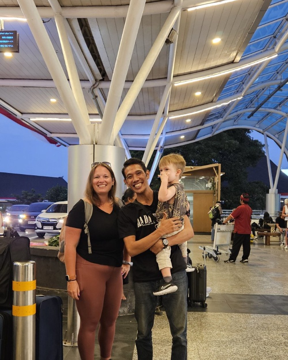 Yogi Bear’s Bali welcoming a family at the airport